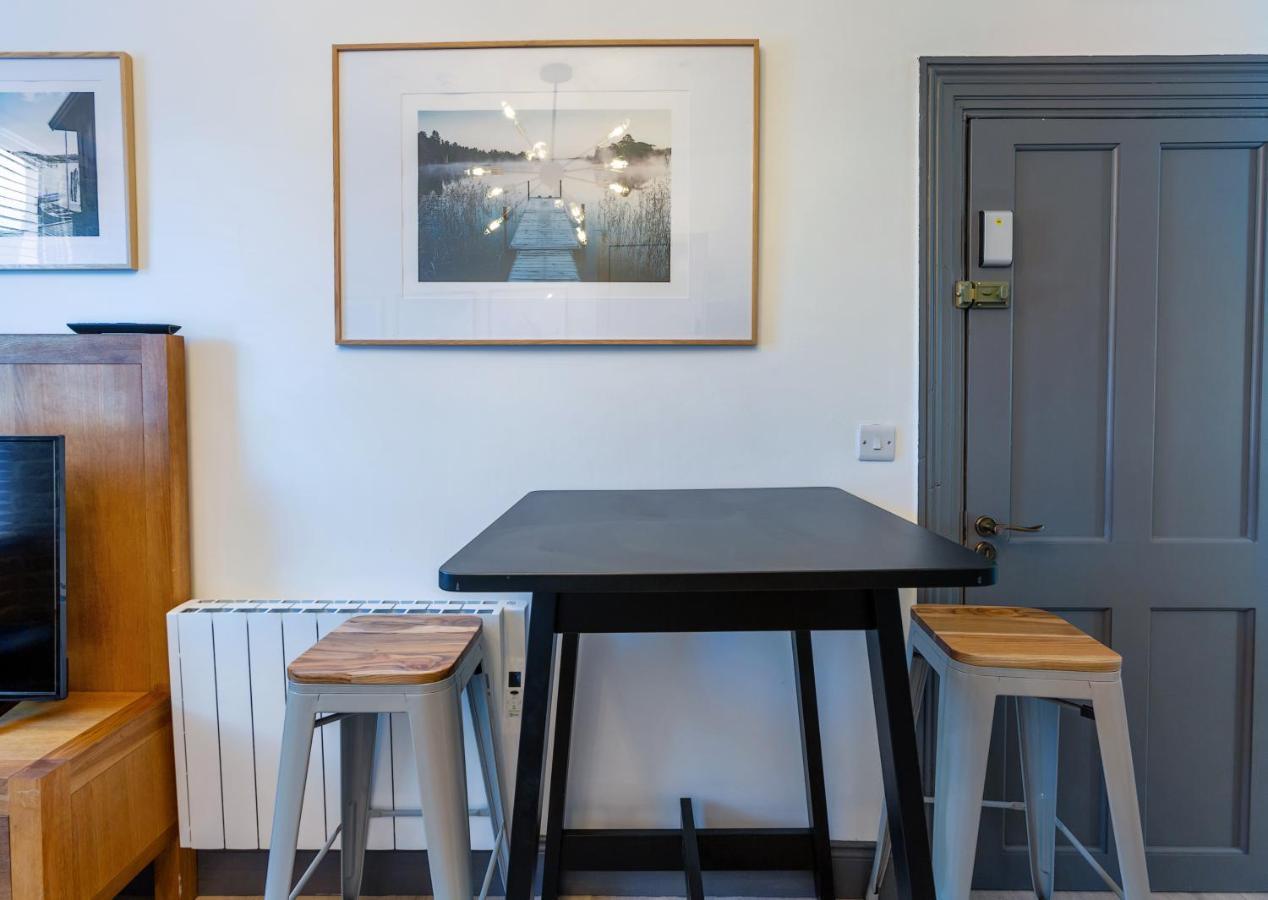 Macs Townhouse Dungarvan Dungarvan  Buitenkant foto